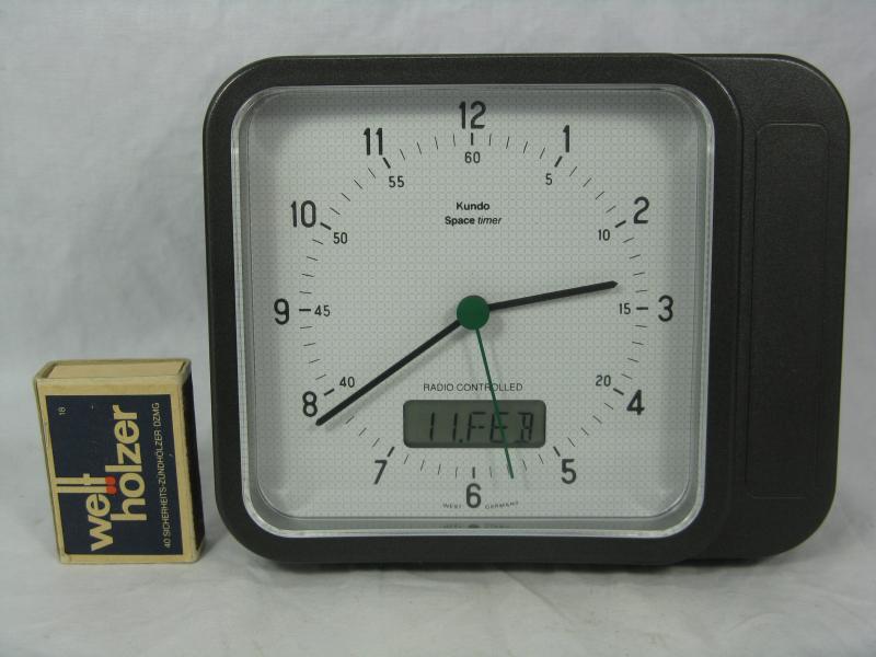 80´s design KUNDO Space Timer Funkuhr Radio controlled funktioniert