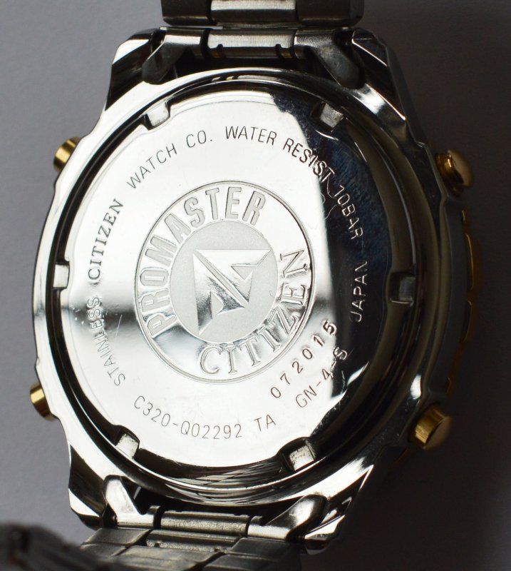 wr alarm chrono watch