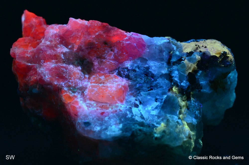 Fluorescent Mineral UV Tenebrescent Sodalite Beryllite Analcime ...