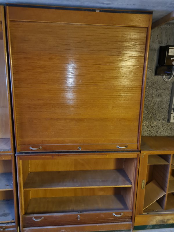 5 x alter Aktenschrank Rollladenschrank Rollschrank Büro Bauhaus Echt