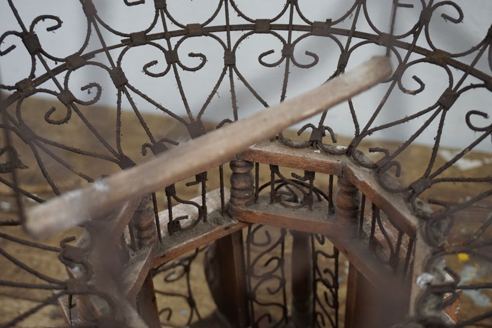 Antiker Vogelkäfig, Vogelbauer, Jugendstil um 1890, Metall + Holz