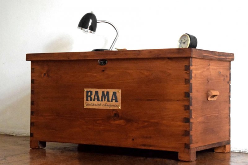 große Frachtkiste Couchtisch Sideobard Fabrik Kiste Holz ...