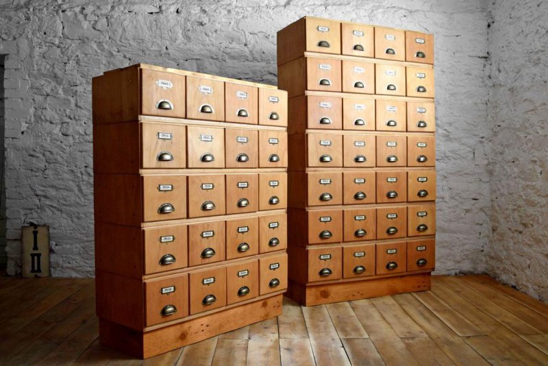 12 teiliger Schubladenschrank Alt Vintage Apothekerschrank