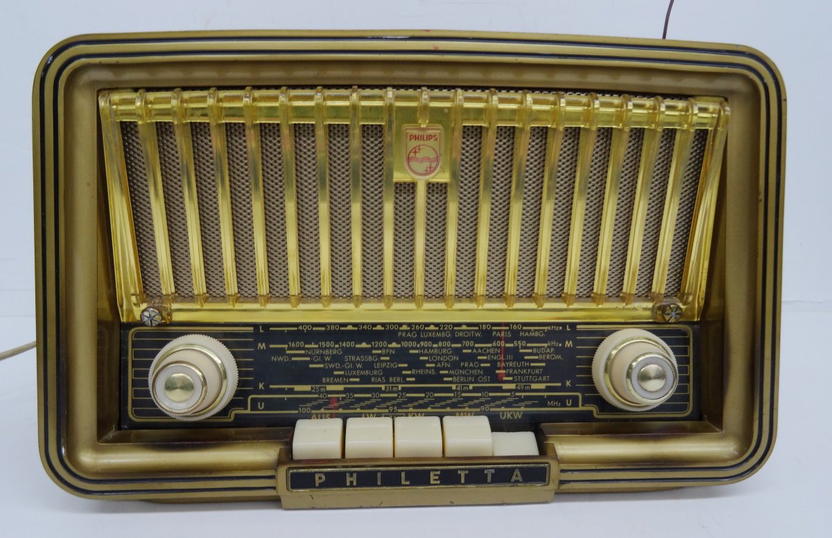 Altes kleines Röhren Radio Philips Philetta BD 283 U Gold