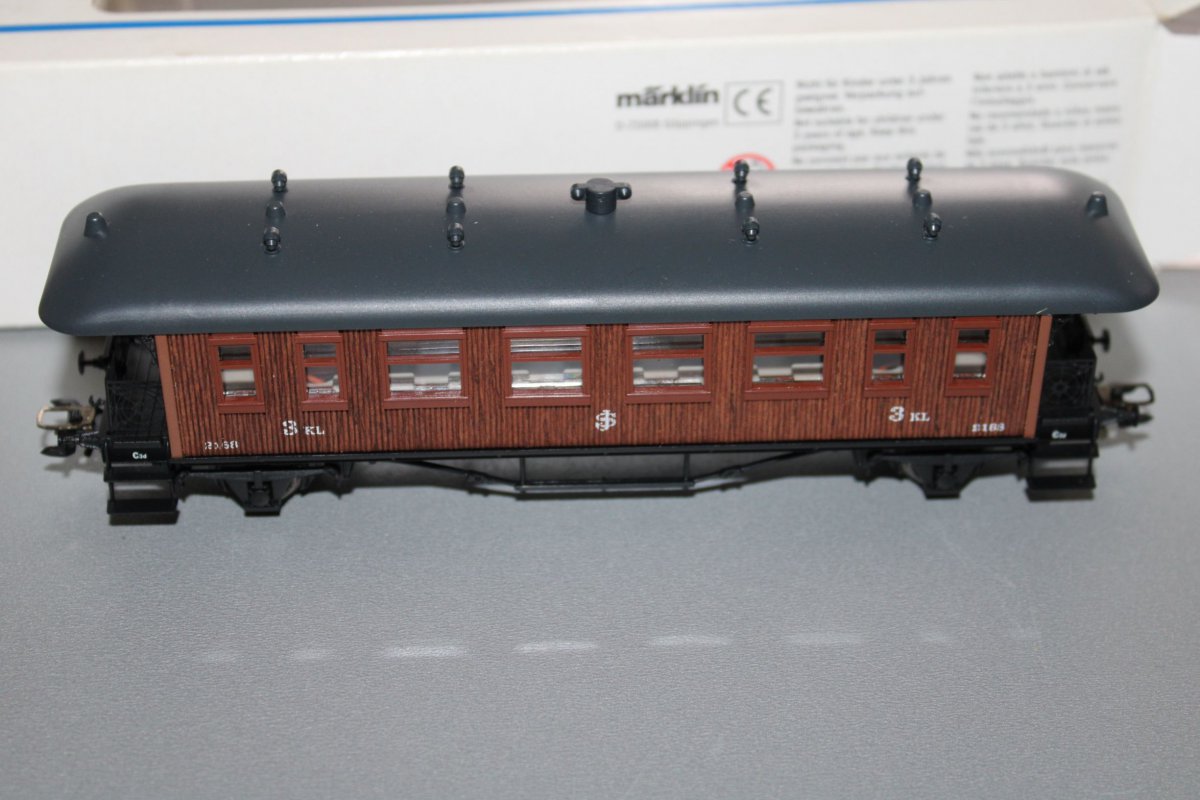 Märklin 42702 4-Achser Personenwagen 3.Klasse SJ Spur H0 OVP | EBay