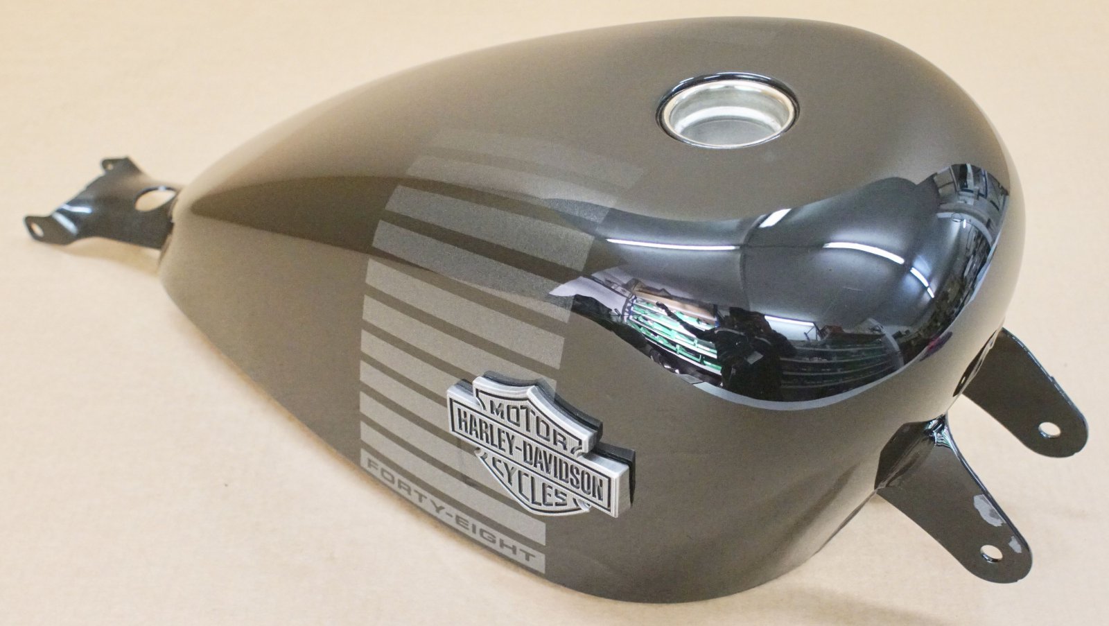 Harley Original Tank Petrol Fuel Sportster Forty Eight XL1200X 2,2