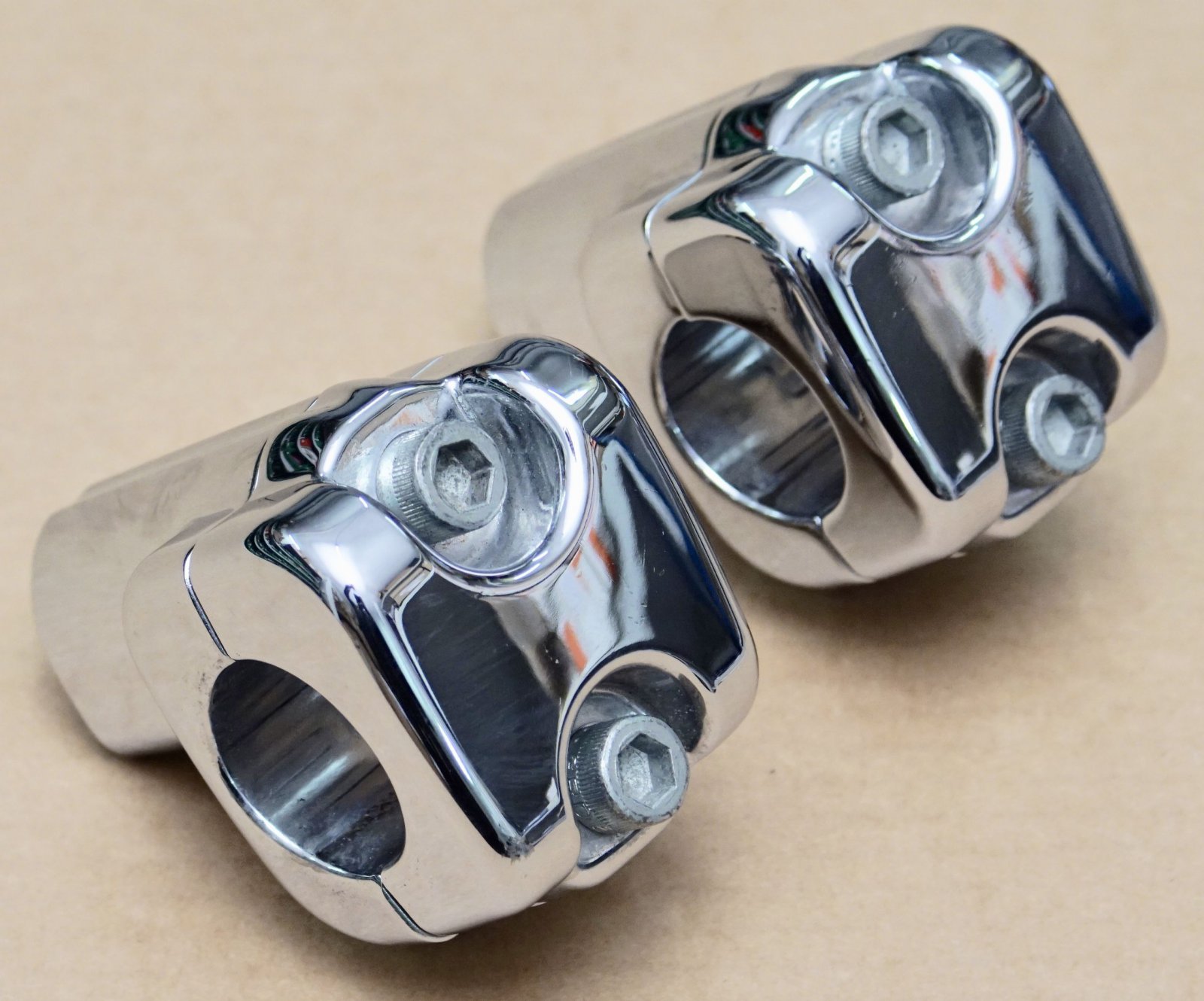 Harley original Lenker Halter Handlebar Riser Softail Fat Boy 1 1/4