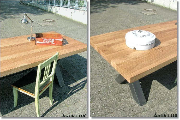 massiver Tisch im Industrie-Design in massiv Eiche Eisen Fabrik Metall