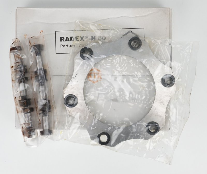 りん R-EVO2 カーボン スリップオン：ZX-4RR / ZX-4R SE：2023〜：政府認証