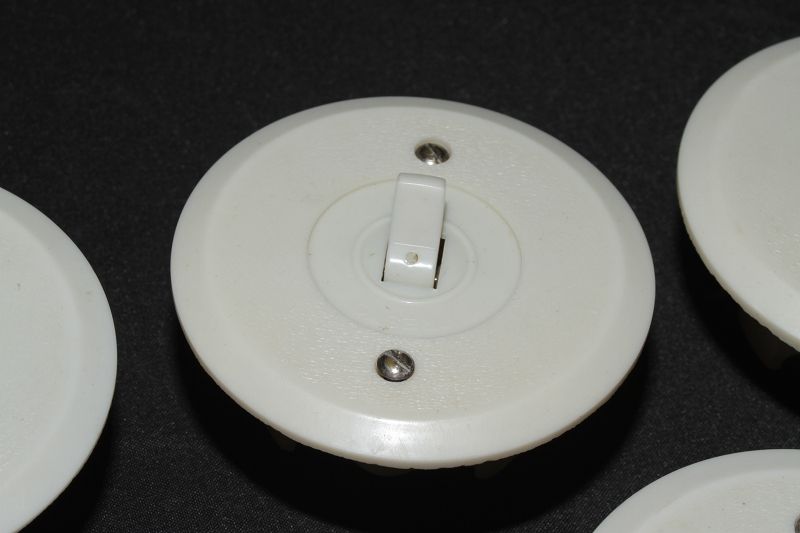 alter Bakelit Schalter Unterputz Kippschalter rund art deco loft Lichtschalter