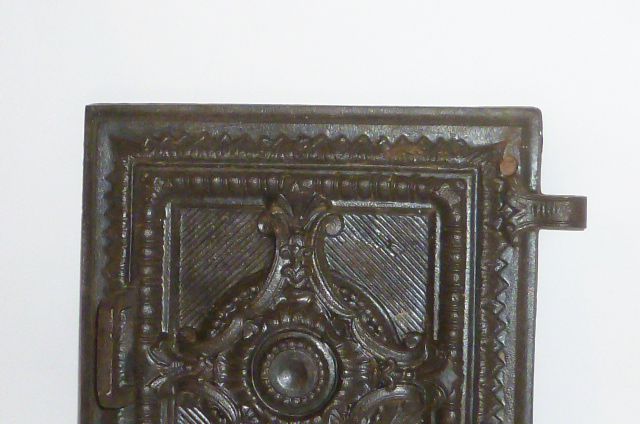 Alte Kamintür Ofen Kamin Gusseisen Ofentür Tür Guss Klappe Herd