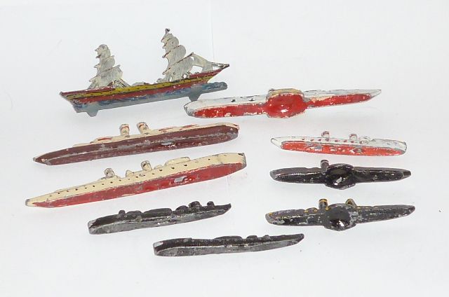 model ship figures