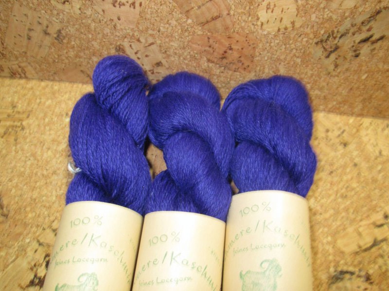 100/% feinste mong Kaschmir Wolle Cashmere Lace handgefärbt royalblau