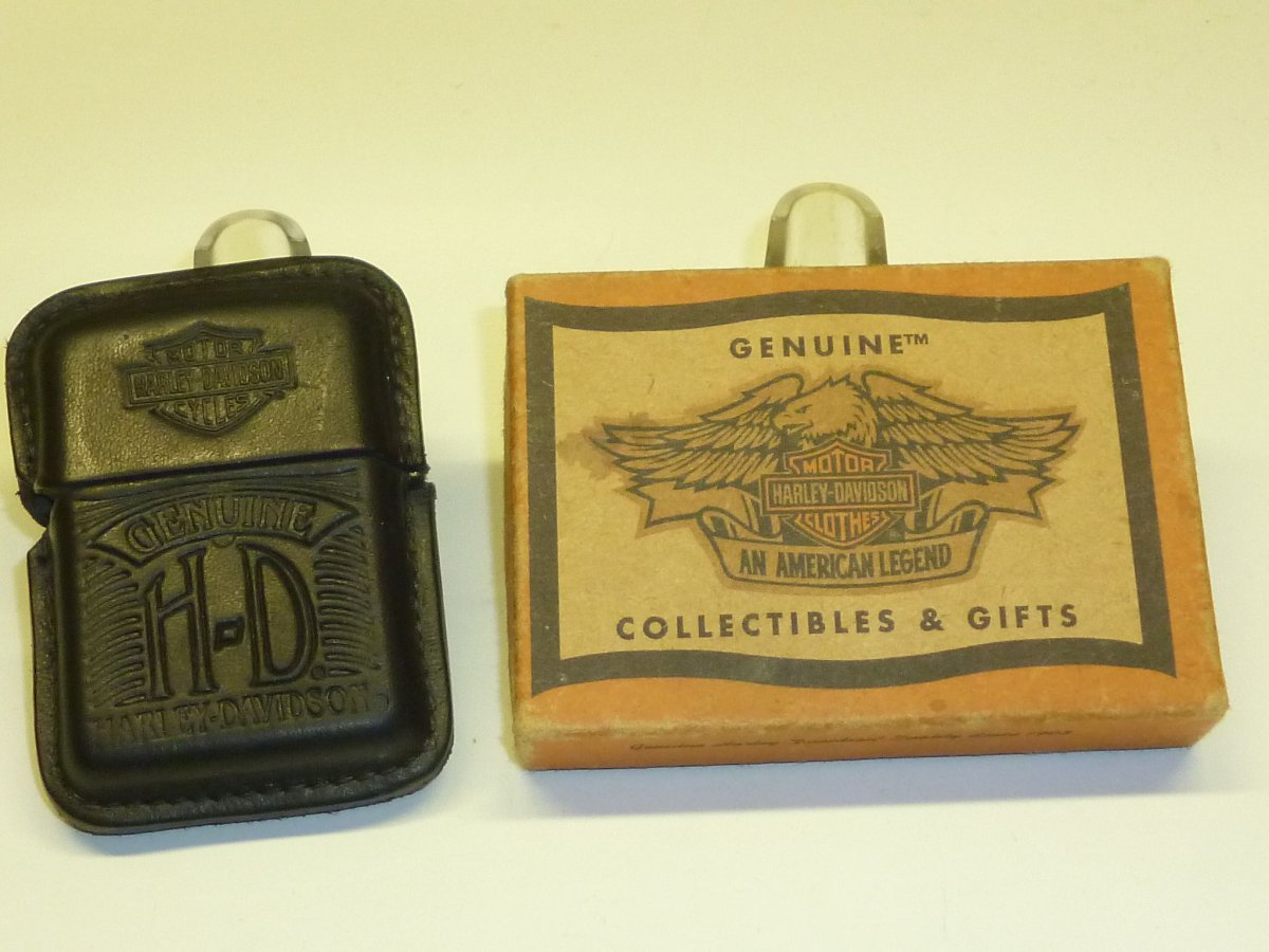 Vintage Harley Davidson Zippo Lighter with Leather Case/Coat