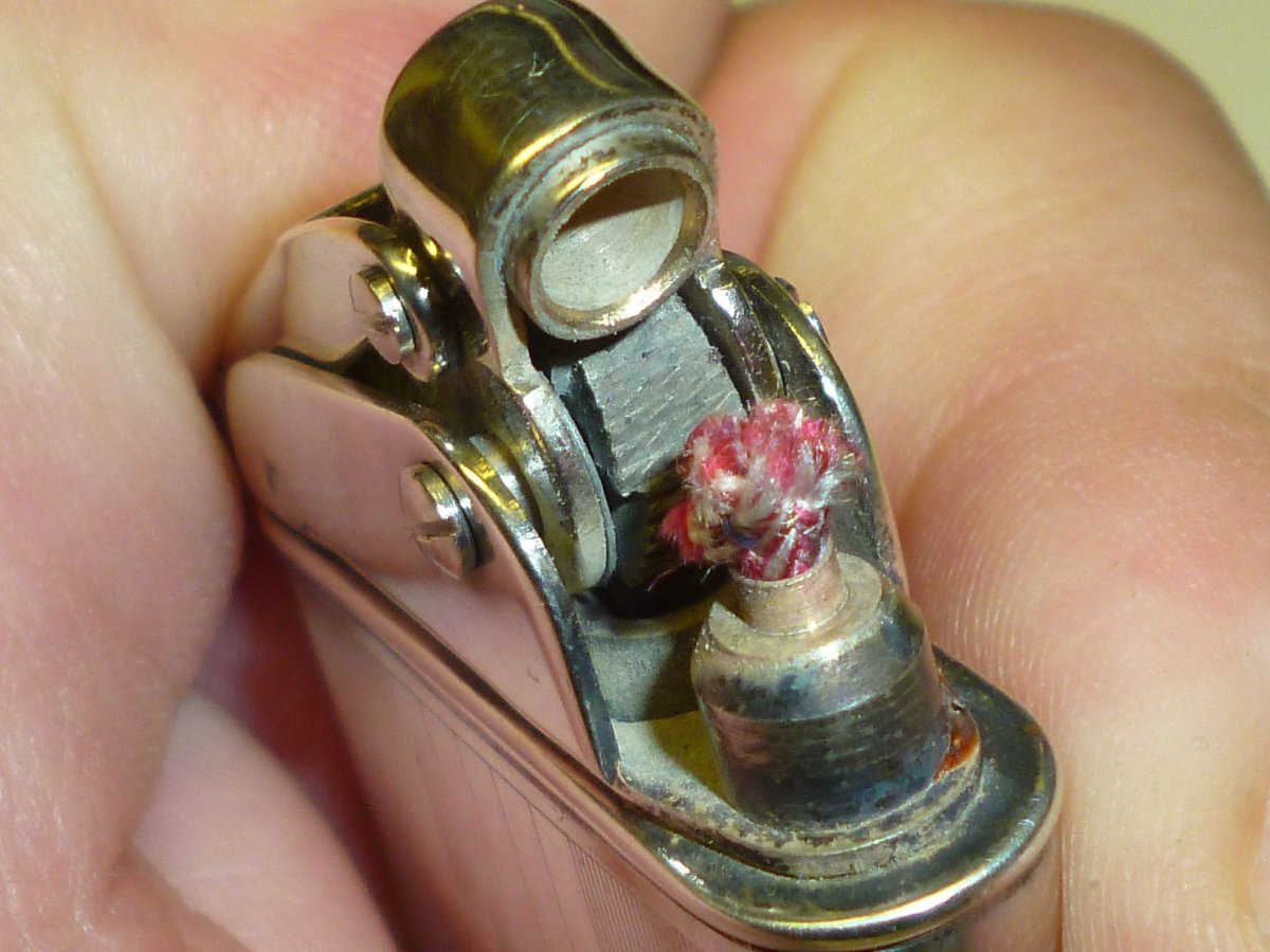 Radar Vintage Automatic Pocket Lighter - Silver Plated - Fab 