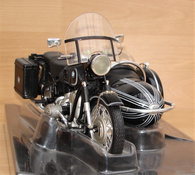 Harley Davidson Motorradmodell Beiwagen Sidecars von Maisto 1:18 Typ zur Auswahl