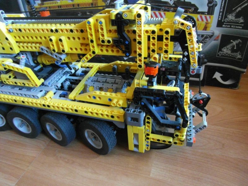 LEGO Technic Pneumatik Kranwagen mit Motor 8421 Autokran ...