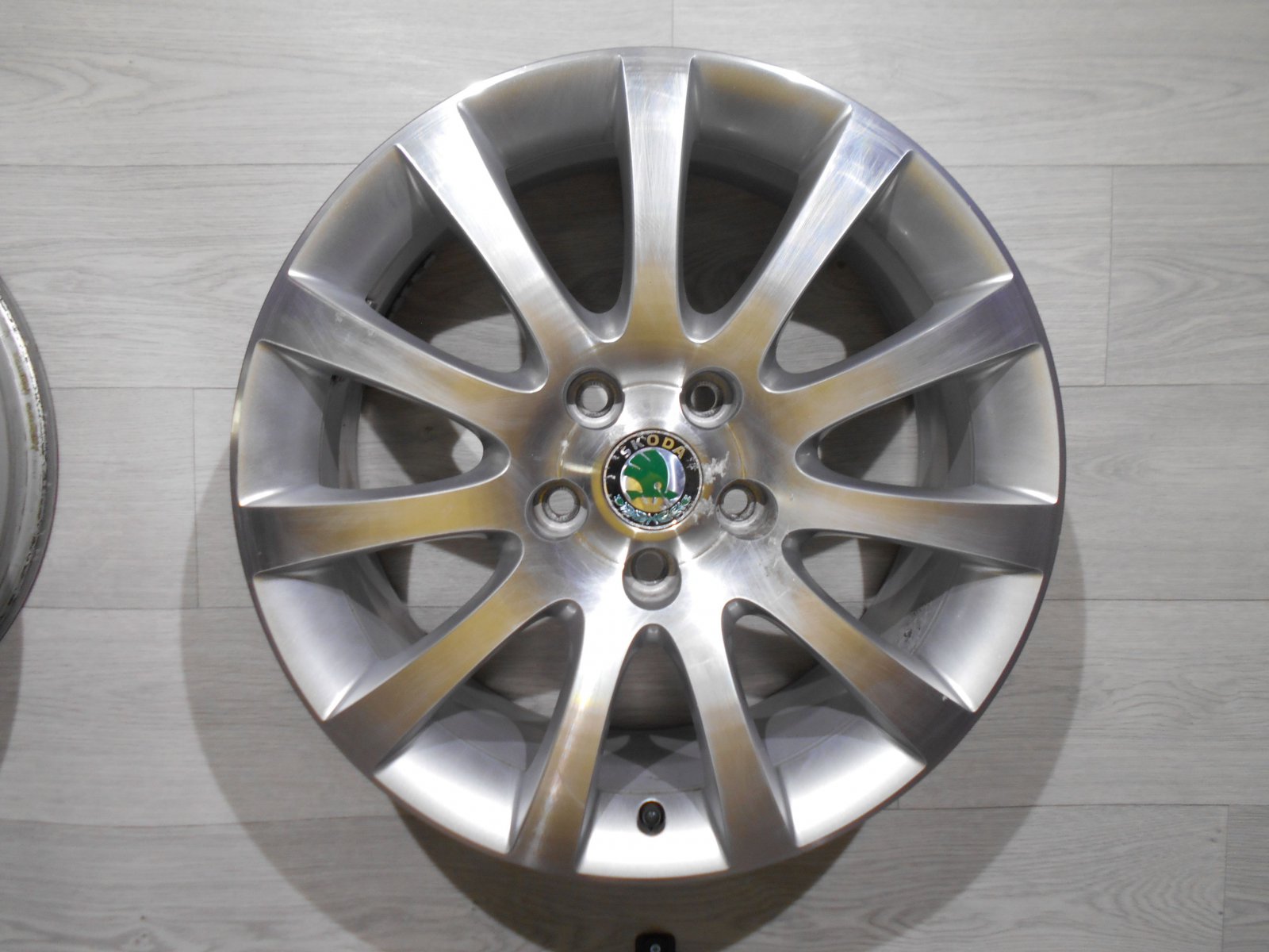 4x SKODA YETI 5L Genuine Alloy Wheels 7x17 ET45 5x112 rims 5L0601025