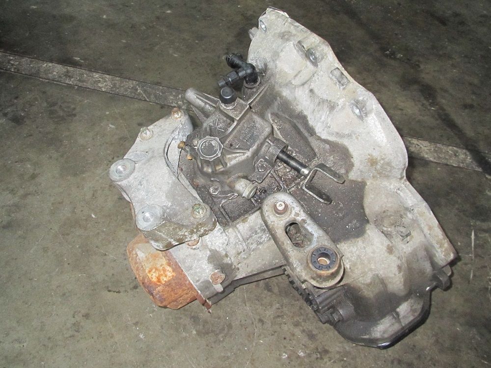 Opel Corsa Getriebe 5 & 6 Gang Schaltgetriebe