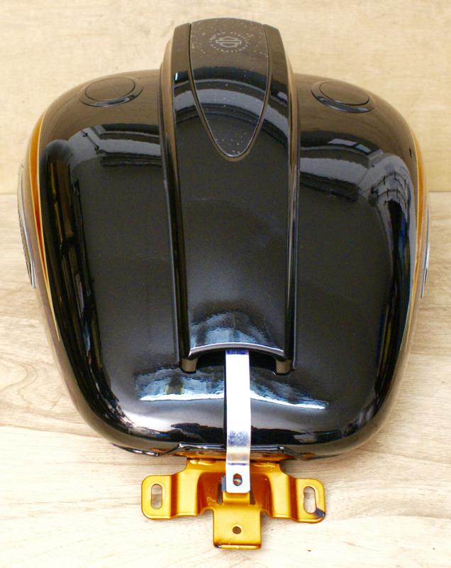 Harley Original CVO Fuel Tank Petrol Fuel Emblem Dash Gauge Street