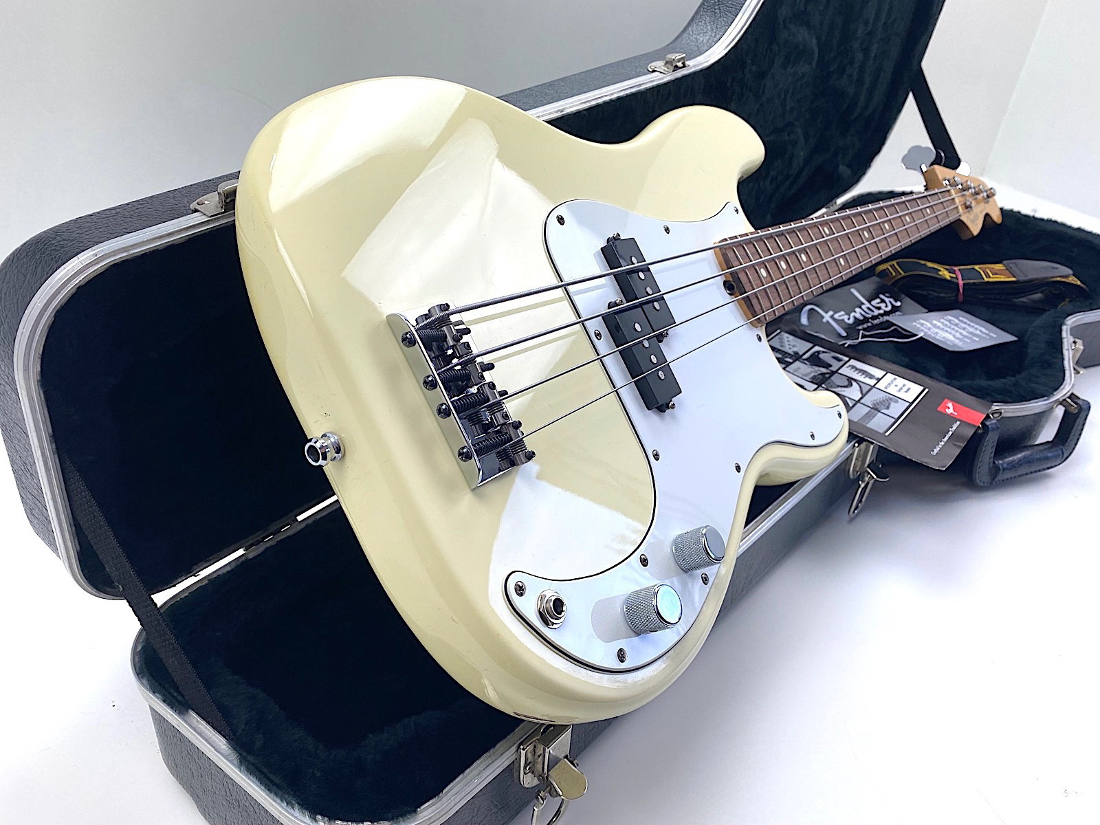 美品 Fender AmericanStandard PrecisionBass Fender American Standard Precision Bass 2008 - 2016 | Reverb